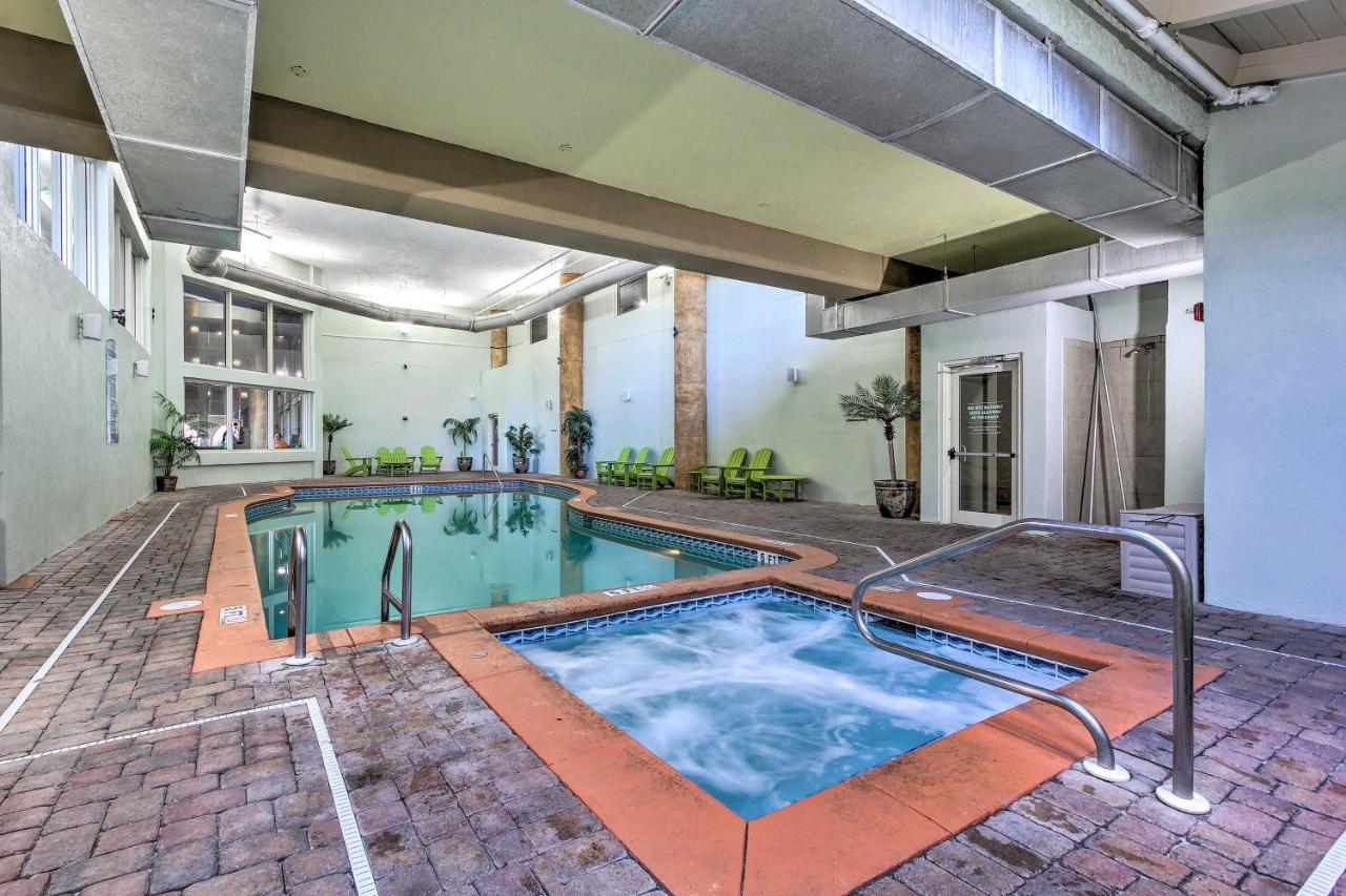 Beachfront Pcb Condo With Ocean View, Pool Access! Panama City Beach Exterior foto